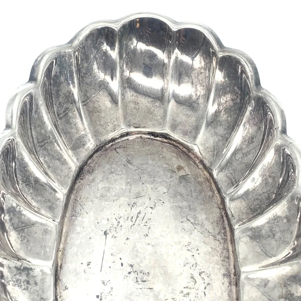 Reed & Barton Holiday 111 Silverplate Bread Tray Scalloped Oval Vintage Dish